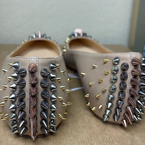 CHRISTIAN LOUBOUTIN Studs - Picture 5 of 9